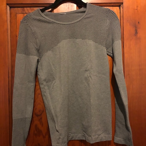 NWOT Fabletics Musetta Seamless L/S Top - Grey - Picture 3 of 4